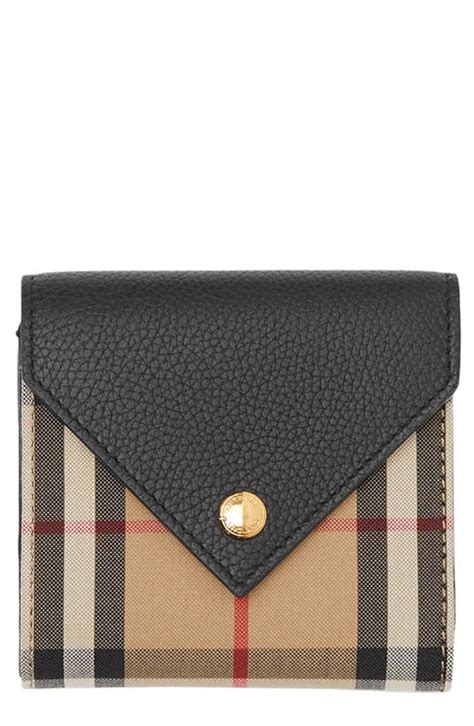 burberry small women walete new collection 490|Burberry card case for women.